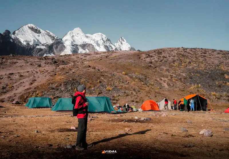 Camping in Ausangate trek